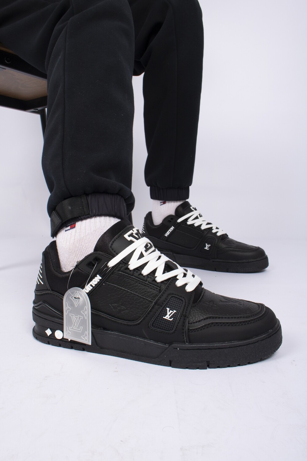 Louis Vuitton Trainer Black