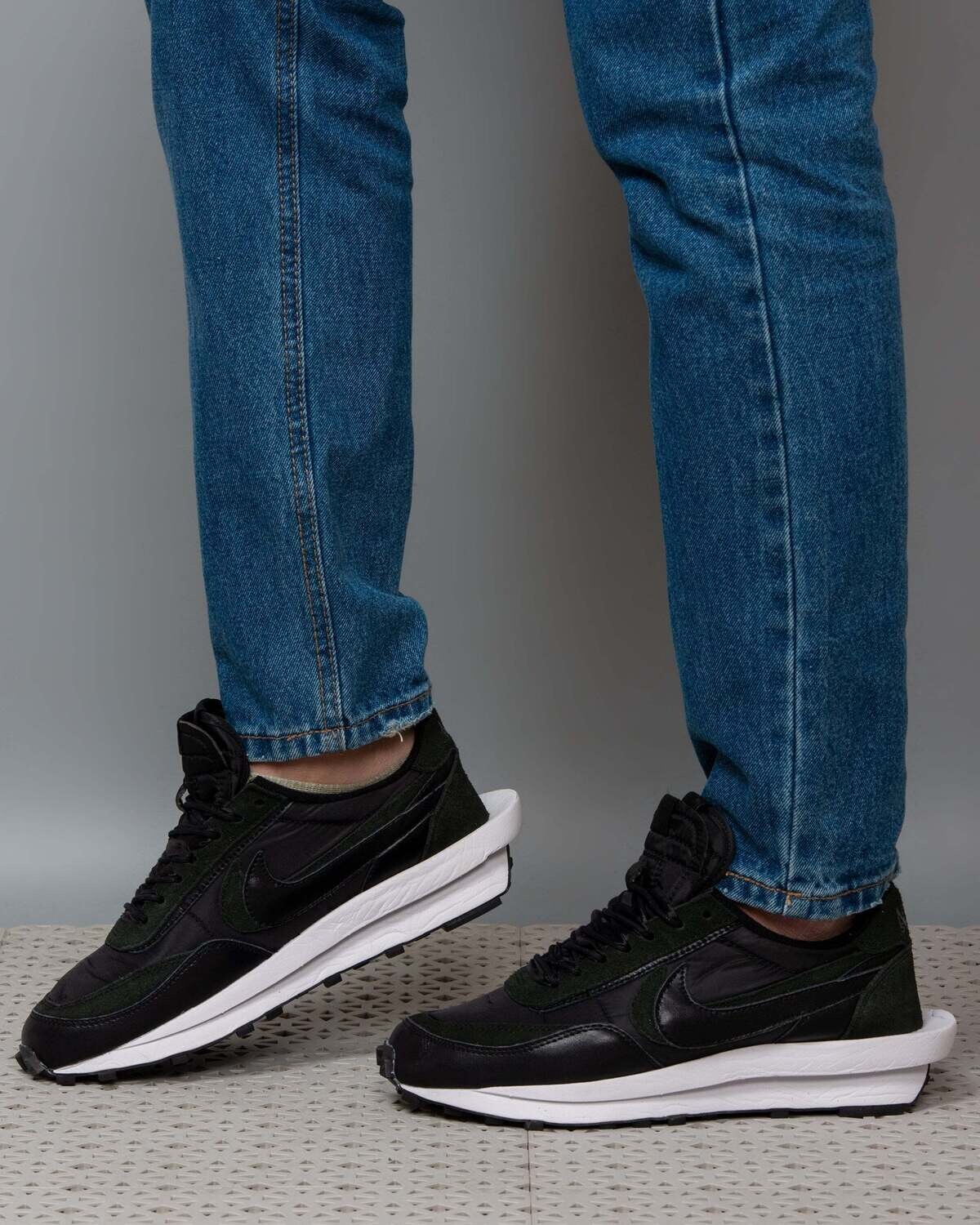 NIKE LD Waffle Sacai Triple Black