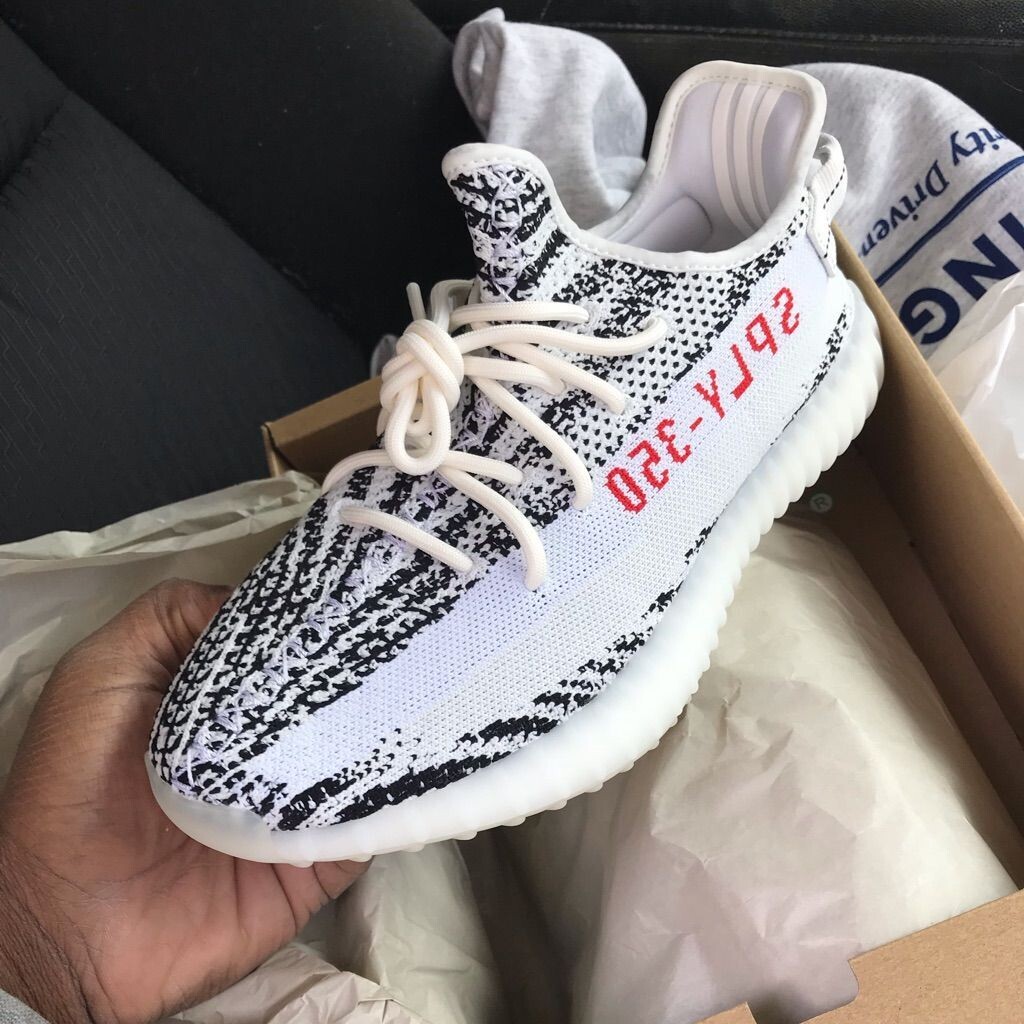 Yeezy Boost 350 V2 &quot;Zebra&quot; sneaker