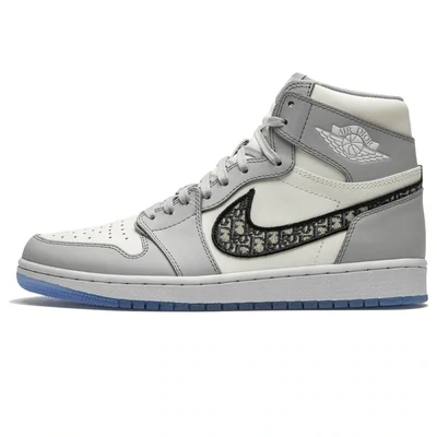 Air Jordan 1 High Dior