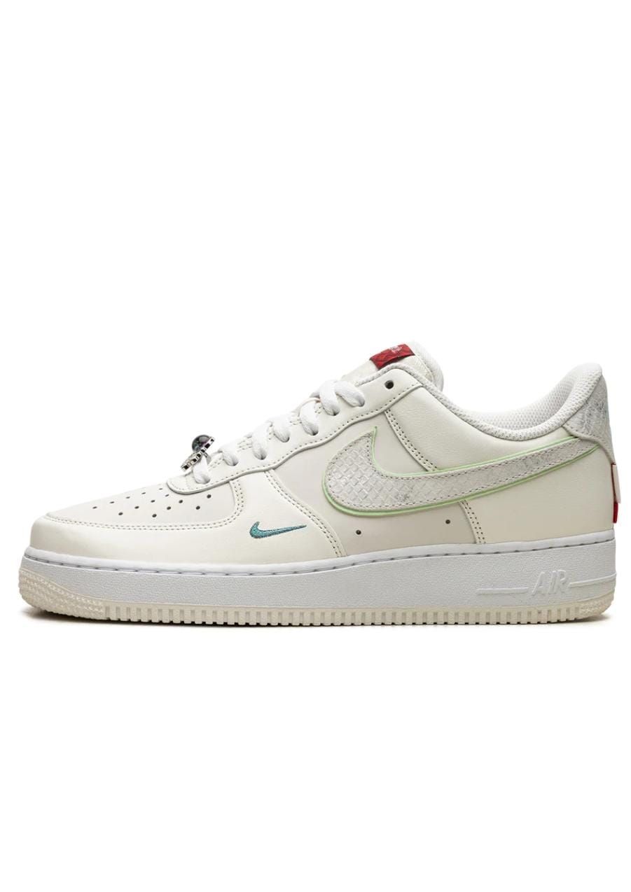 Nike Men&#39;s Black Air Force 1 &quot;Year Of The Dragon&quot; Shoes