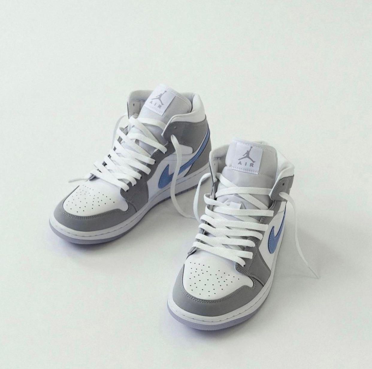 Nike Air Jordan 1 Mid Wolf Grey