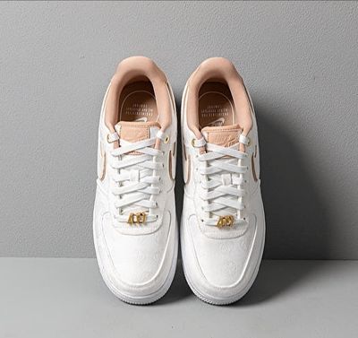 Nike Wmns Air Force 1 &#39;07 LX  