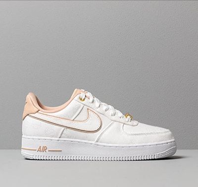 Nike Wmns Air Force 1 &#39;07 LX  