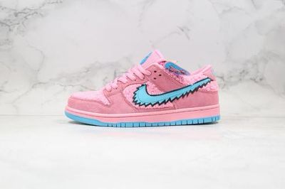 Dunk SB Low &#39;GD Bears Pink&#39;