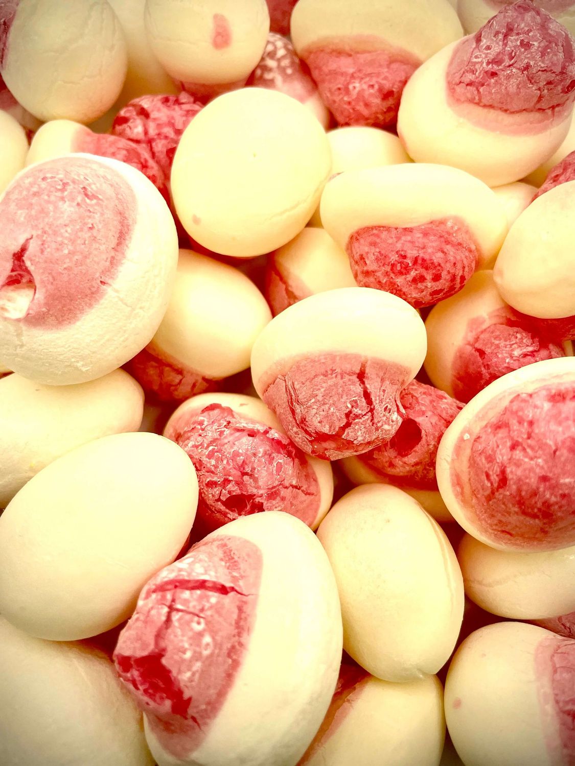 Freeze Dried Strawberries and Cream Lollies