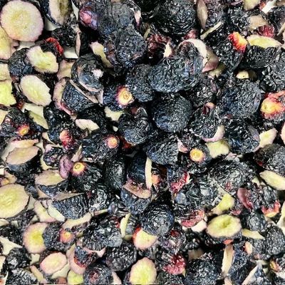 Freeze Dried Black Grapes