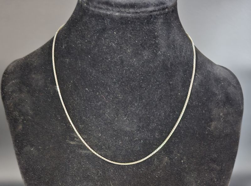 18 k Goldkette Collier Weißgold 43 cm 4,6 g 750er Venezianerkette