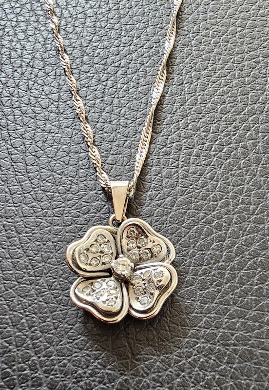 18k Goldkette Kleeblatt Collier Weißgold 44,5 cm 6,3 g 750er