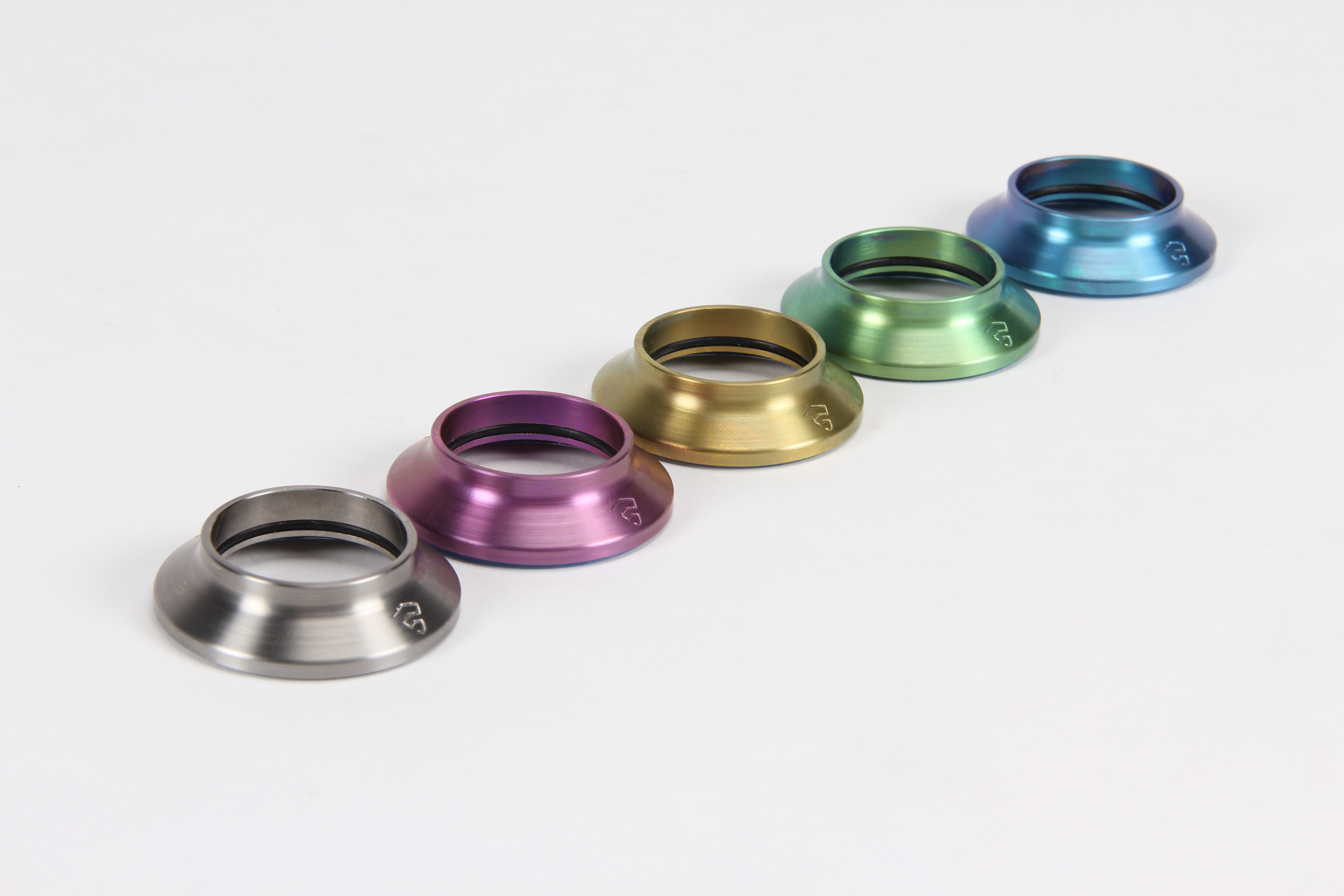 Titanium Headset 00036