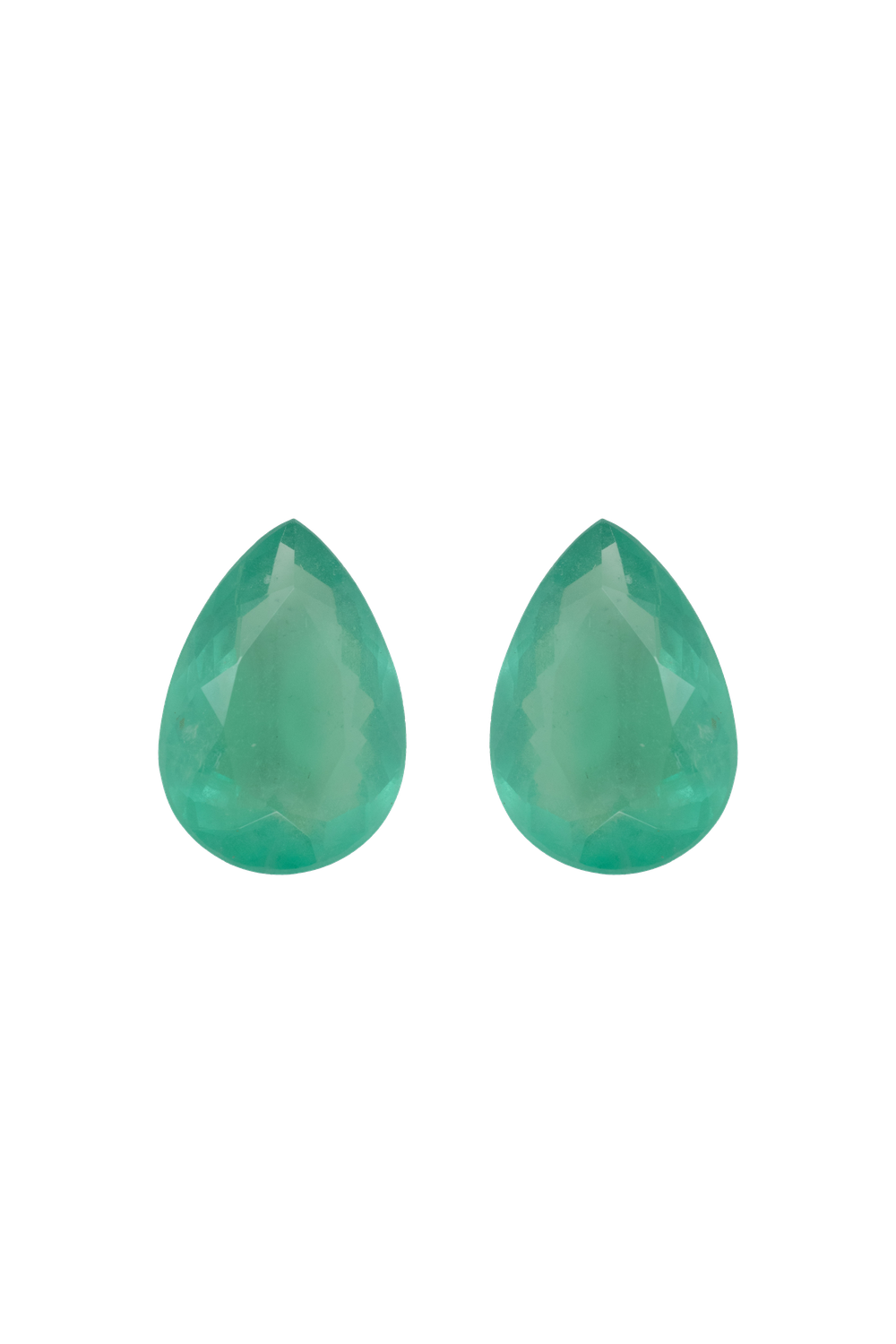 Pair of Emerald 1,67 CT Pearshape 7x5