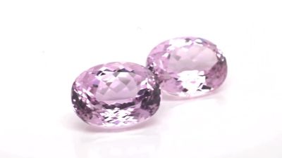 Pair of Kunzite 46,60 CT Oval 20x15
