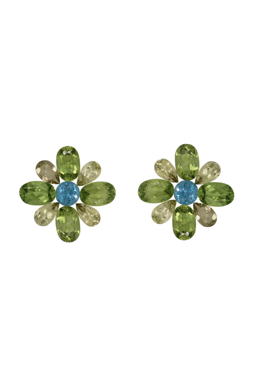 Layout Pair of Earrings Flowers 5,72 CT