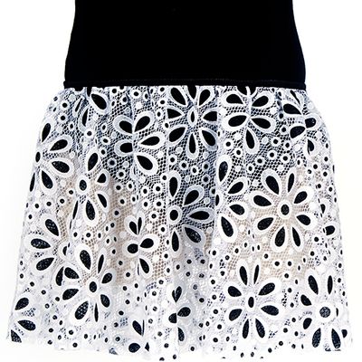 DAISY PULL ON SKIRT-CHILD - WHT/BLK - MC