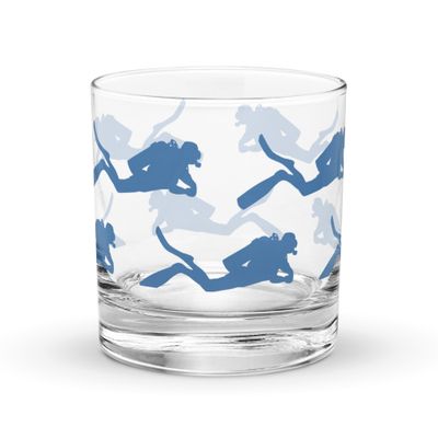 Scuba Diver Rocks Glass