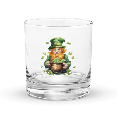 St Patrick&#39;s Day Leprechaun Rocks Glass
