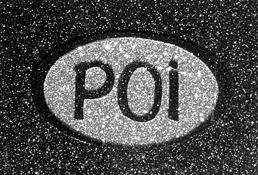 Magnet-Poi Oval Black on Black with Silver
