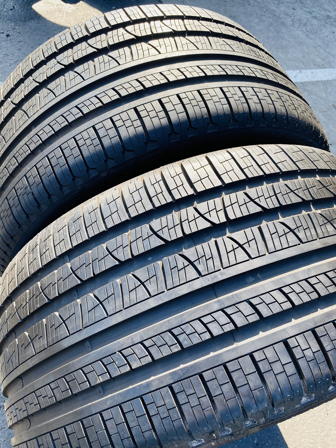 2 USED TIRES 315/35R21 Pirelli SCORPION VERDE ALL SEASON 90% TREAD LIFE 