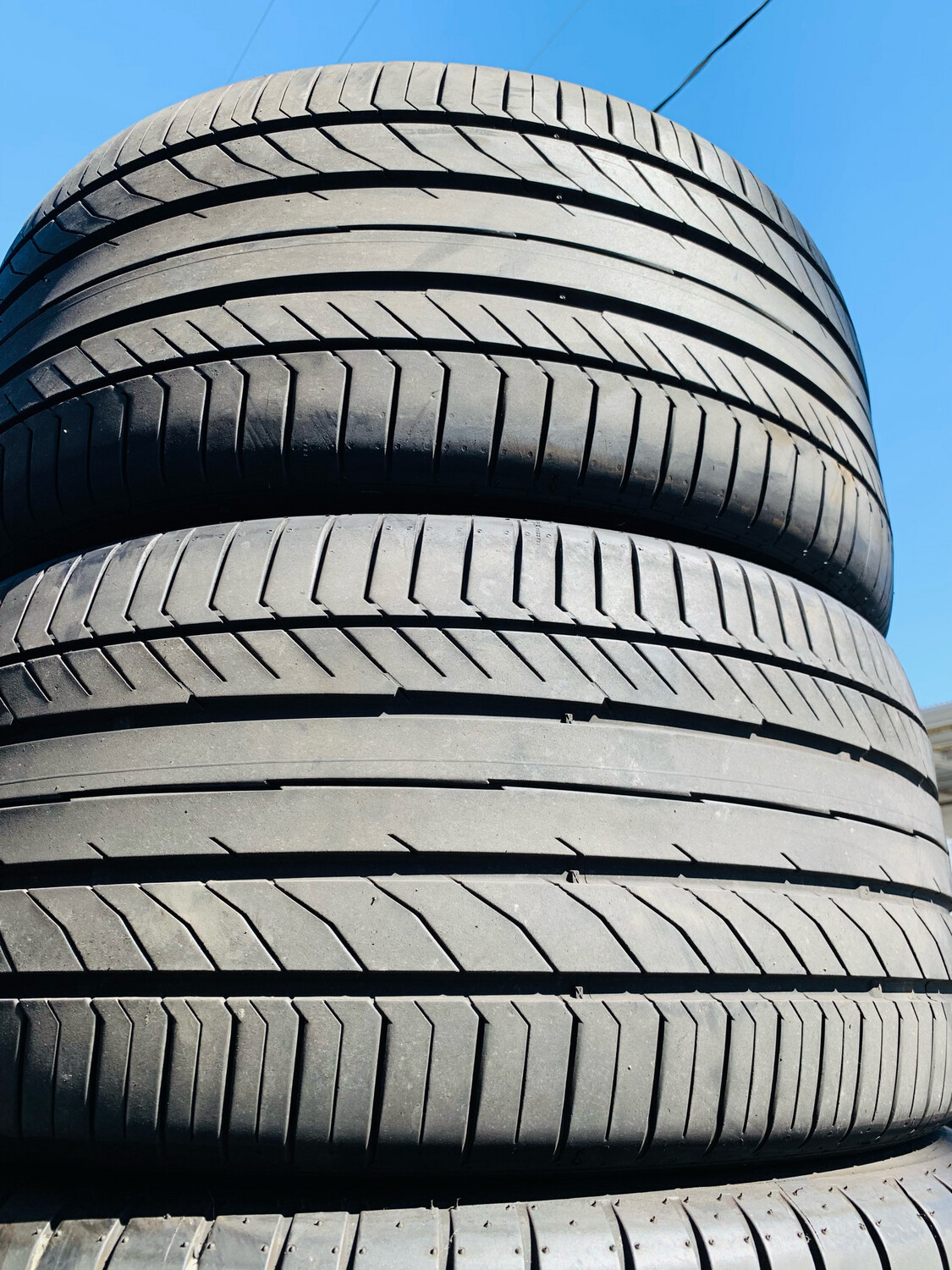 2 USED TIRES 285/35R21 Continental CONTI SPORT CONTACT 5 Conti Seal WITH 90% TREAD LIFE