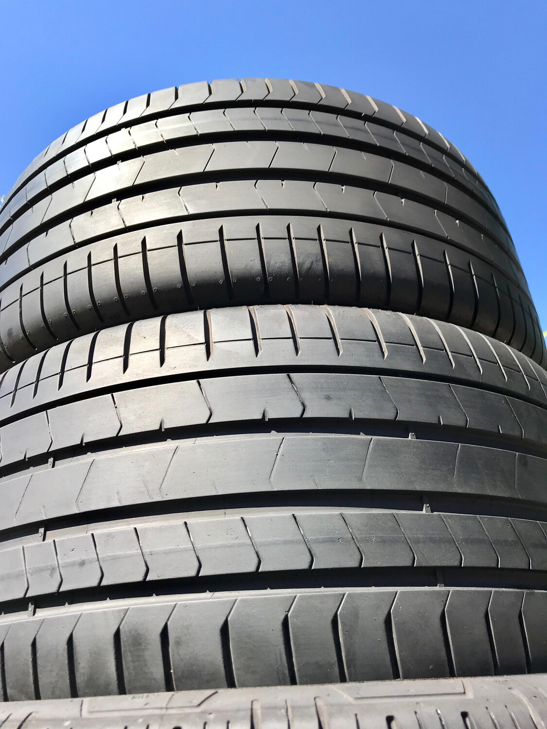 2 USED TIRES 275/30R20 Pirelli P ZERO PZ4 RUN FLAT WITH 90% TREAD LIFE