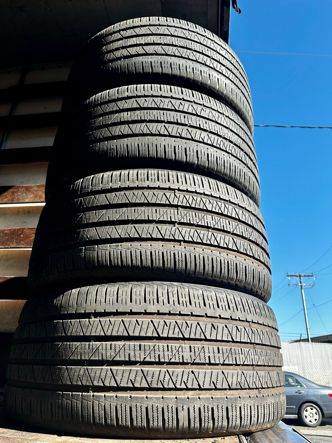 4 USED TIRES 285/40R22 Hankook DYNAPRO HP2 Plus WITH 60% TREAD LIFE
