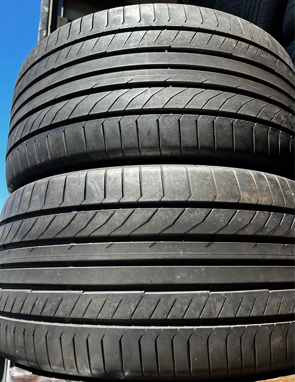 2 USED TIRES 285/35R21 Continental CONTI SPORT CONTACT 5 WITH 75% TREAD LIFE