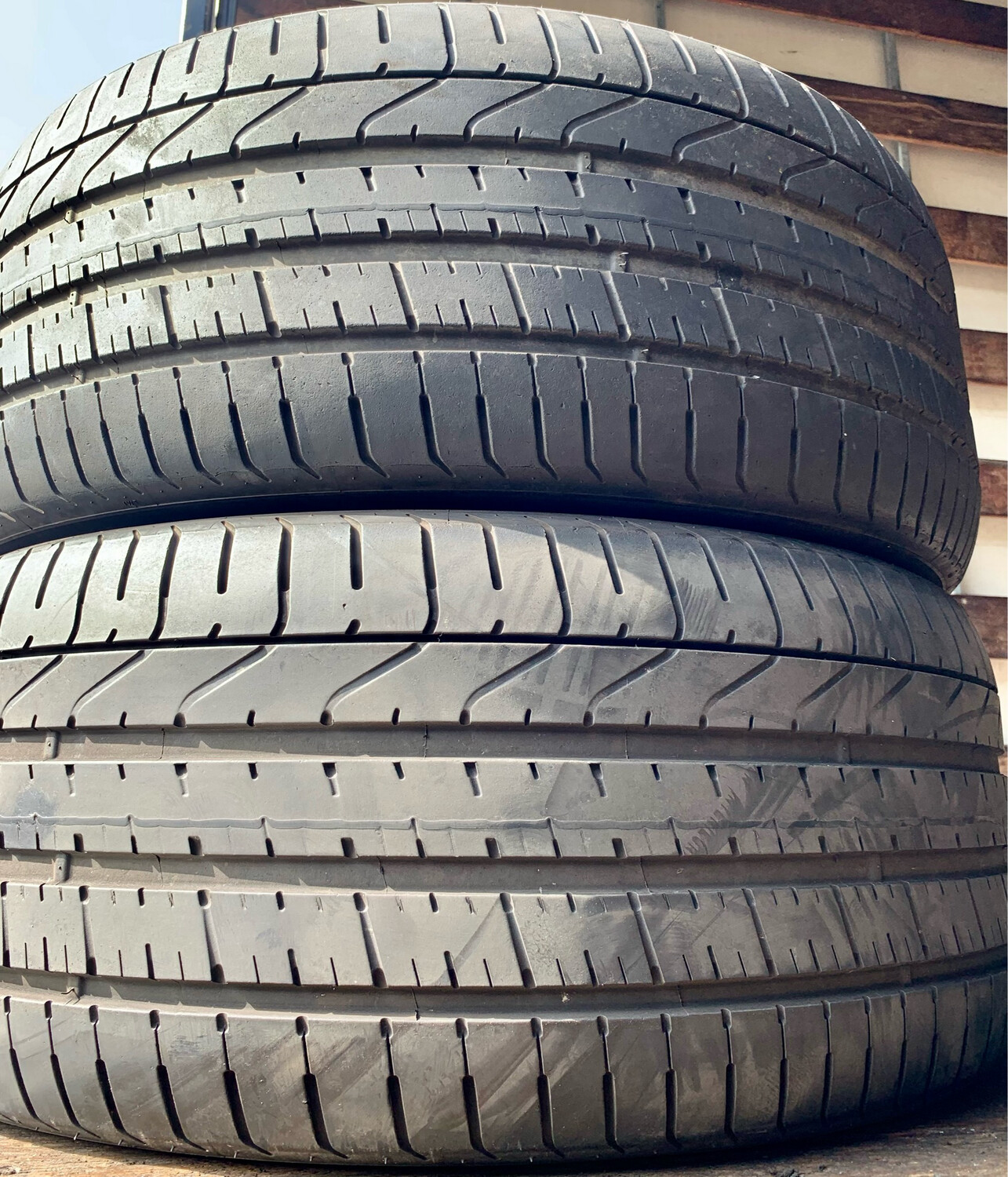2 USED TIRES 285/40R22 Pirelli P ZERO WITH 70% TREAD LIFE