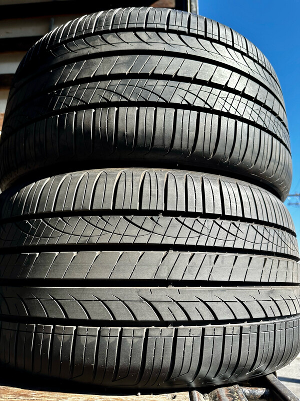 2 USED TIRES 285/35R20 VENTUS S1 NOBLE2 WITH 90% TREAD LIFE