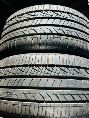 2 USED TIRES 255/40R20 VENTUS S1 NOBLE2 RUN FLAT WITH 95% TREAD LIFE