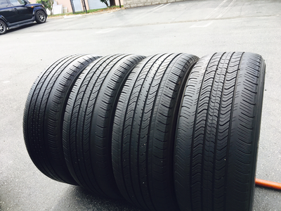 4 USED TIRES 215/55r17 Michelin PRIMACY MXV4 WITH 6/32 4 USED TIRES 215/55r17 Michelin PRIMACY MXV4 WITH 6/32