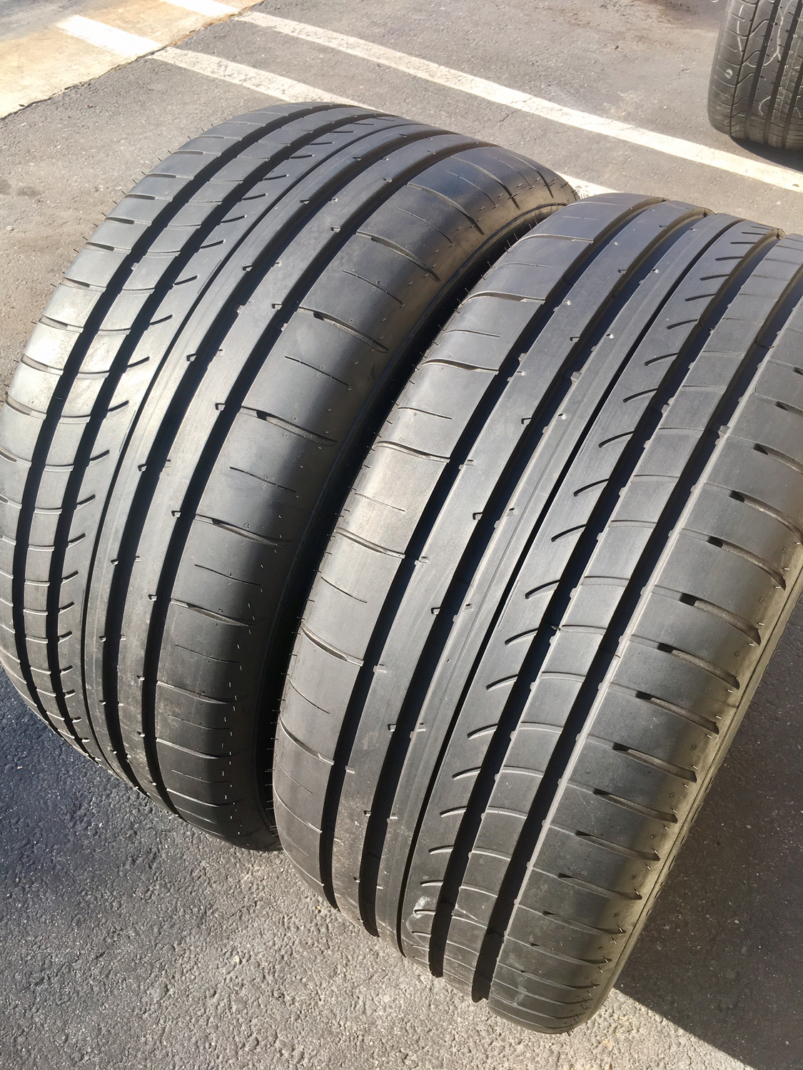2 USED TIRES 275/35R20 Goodyear EAGLE F1 ASYMMETRIC 2 RUNONFLAT WITH 80% TREAD LIFE 