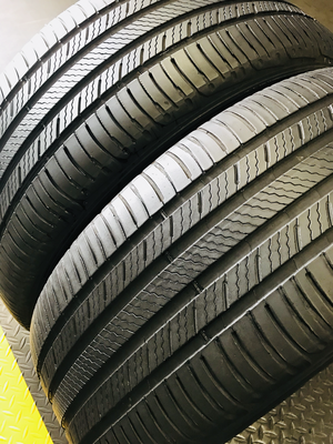 2 USED TIRES 215/55r17 Michelin PREMIER A/S WITH 6/32 2 USED TIRES 215/55r17 Michelin PREMIER A/S WITH 6/32
