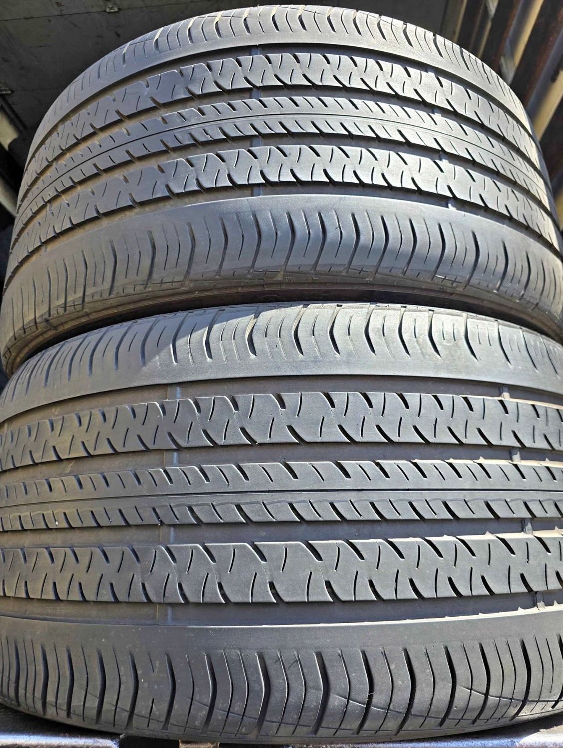 2 USED TIRES Continental 285/40R20 PROCONTACT RX WITH 60% TREAD LIFE