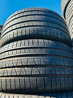 2 USED TIRES Pirelli 295/35R21 SCORPION VERDE ALL SEASON WITH 95% TREAD LIFE