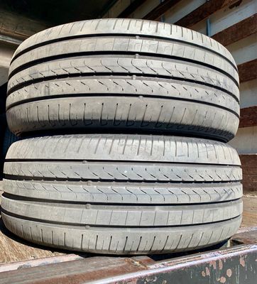 2 USED TIRES Pirelli 245/45R20 CINTURATO WITH 50% TREAD LIFE