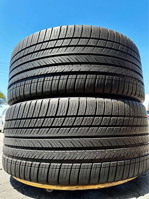 2 USED TIRES Michelin 285/40ZR22 PILOT SPORT ALL SEASON 4 WITH 99% TREAD LIFE