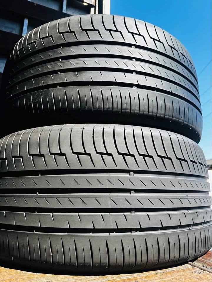 2 USED TIRES Continental 325/40R22 PREMIUM CONTACT 6 WITH 75% TREAD LIFE