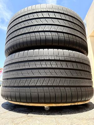 2 USED TIRES Michelin 295/35R22 PILOT SPORT ALL SEASON 4 WITH 70% TREAD LIFE