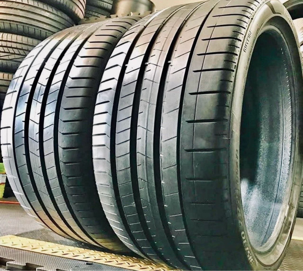 2 USED TIRES Pirelli 315/30R22 P ZERO PZ4 WITH 80% TREAD LIFE