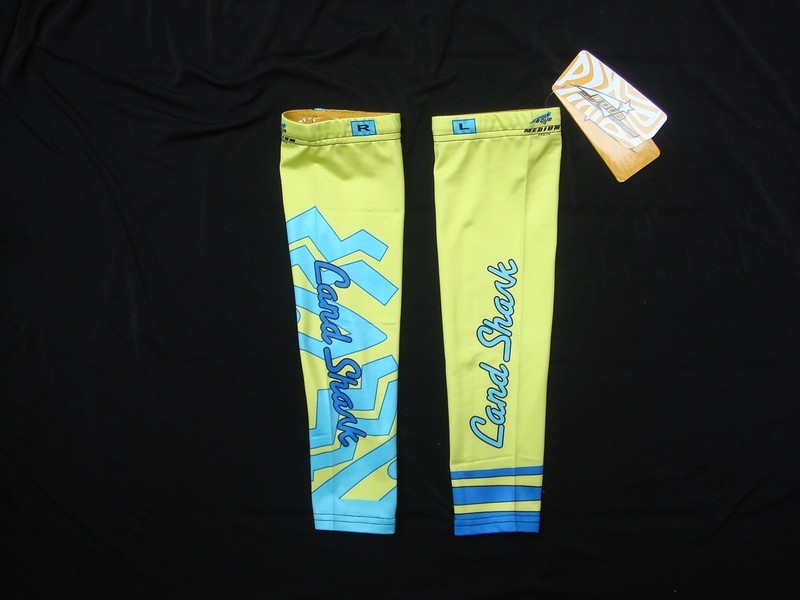 Land Shark Signature Chill Predator Women&#39;s Arm Warmer