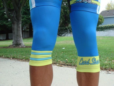 Land Shark Signature Chill Predator Men&#39;s Knee Warmer
