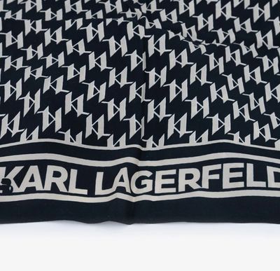 Foulard in twill di seta