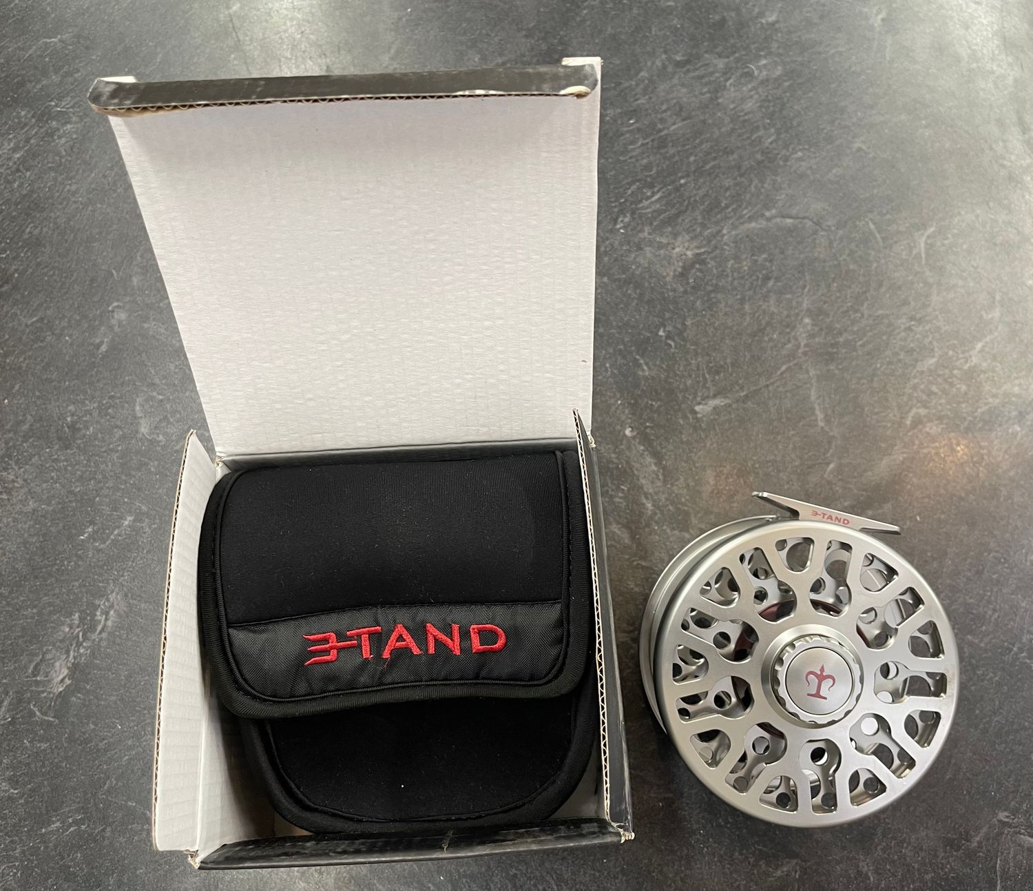 3 TAND T-130 SALTWATER FLY REEL
