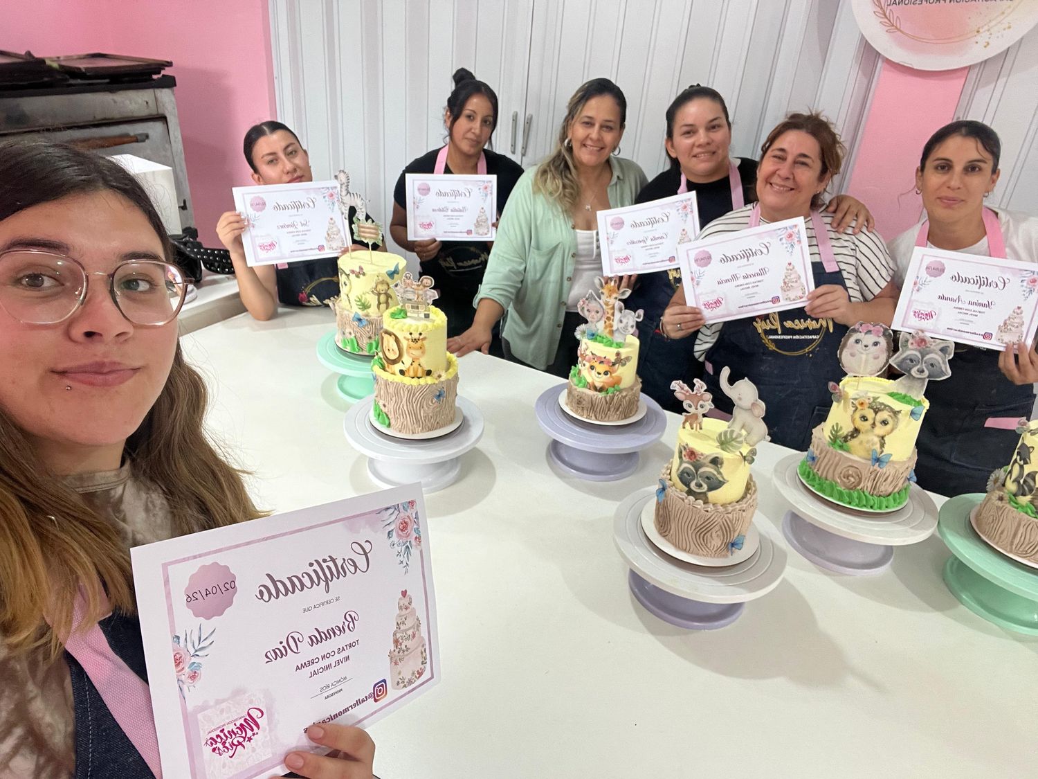 CURSO DE TORTAS CON CREMA NIVEL INICIAL 2026 CURSO DE TORTAS CON CREMA NIVEL INICIAL 2026