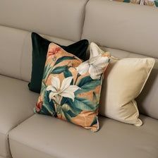 VELVET FLORAL LILIES