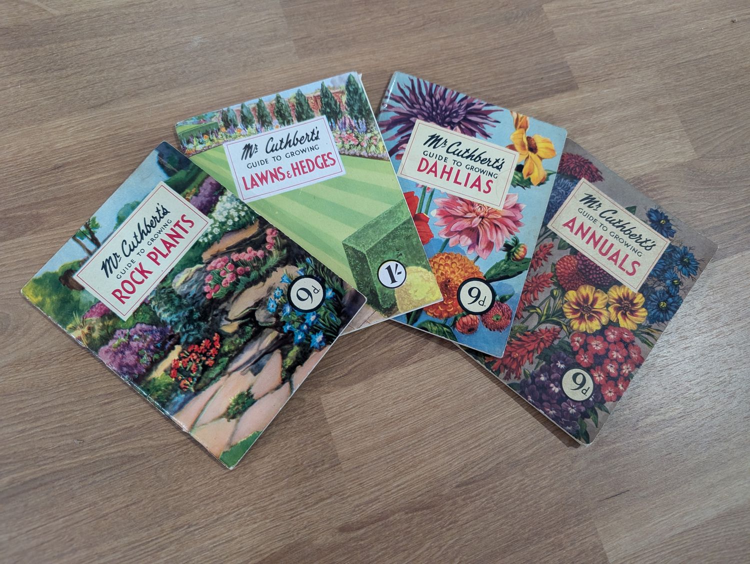 Mr Cuthbert&#39;s - Guides, Set of 4 - eBook