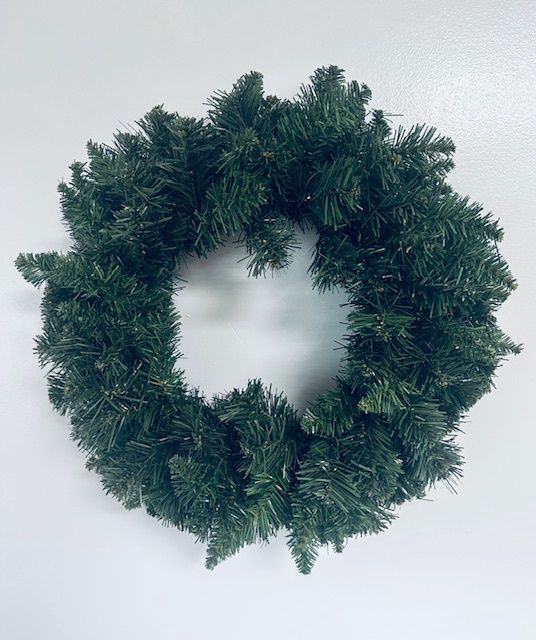 18&quot; Banff Elevated Wreath