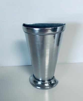 Pew Vase Holder in Aluminum