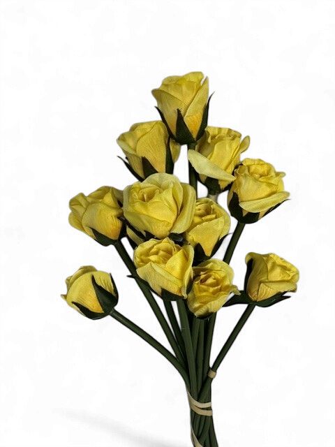 Rose Bud Bouquet in Yellow