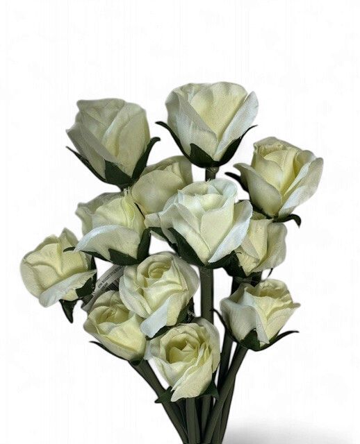 Rose bud bouquet in Cream